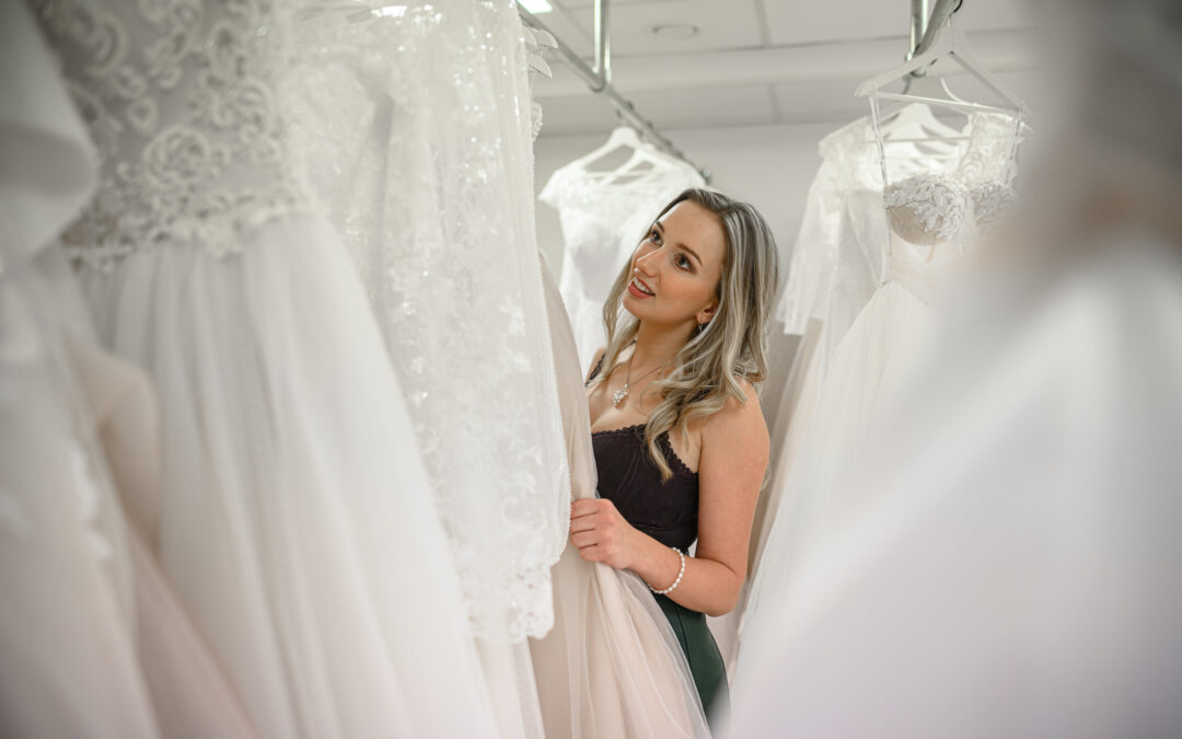 Svatební salon – pohled do zákulisí ráje svatebních šatů